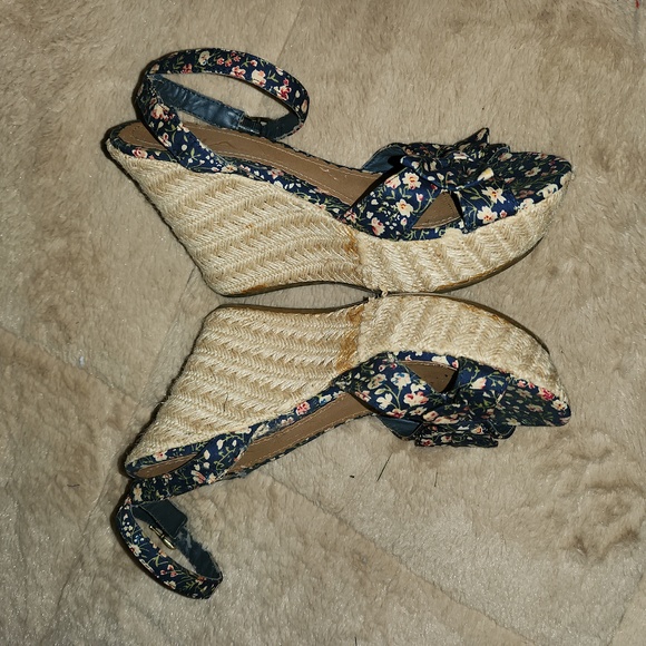 MIA Size 10 Blue Floral Strappy Tan Espadrille Wedge - Picture 3 of 8